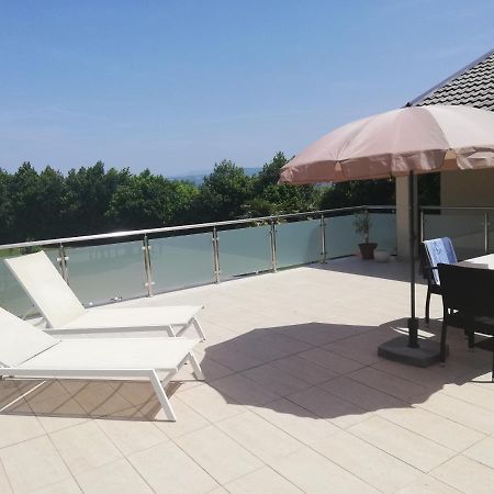 Studio Elli Koper Luaran gambar