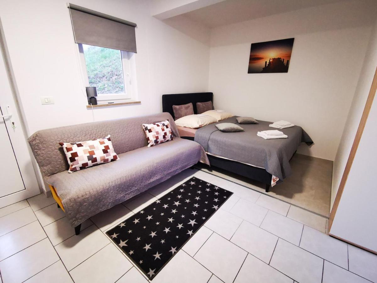 Studio Elli Koper Luaran gambar