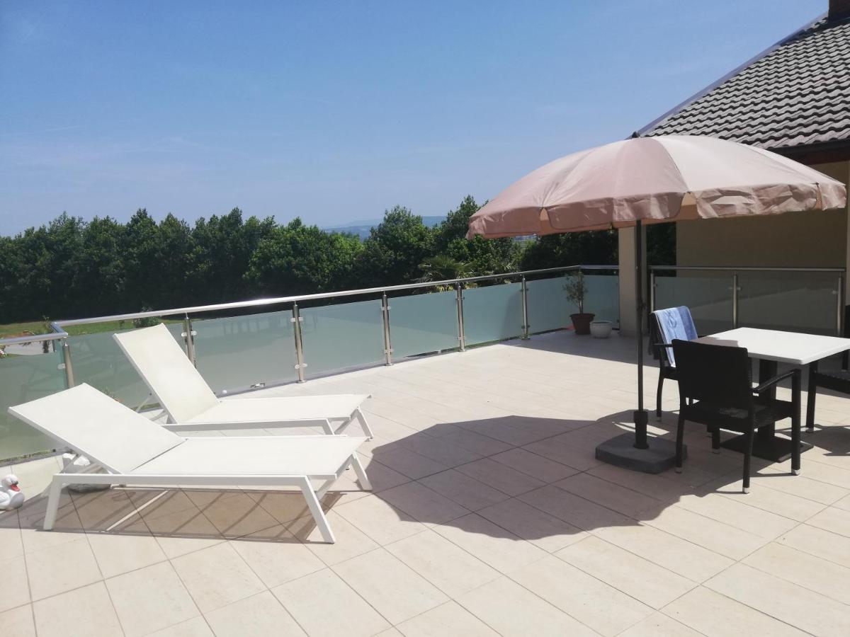 Studio Elli Koper Luaran gambar